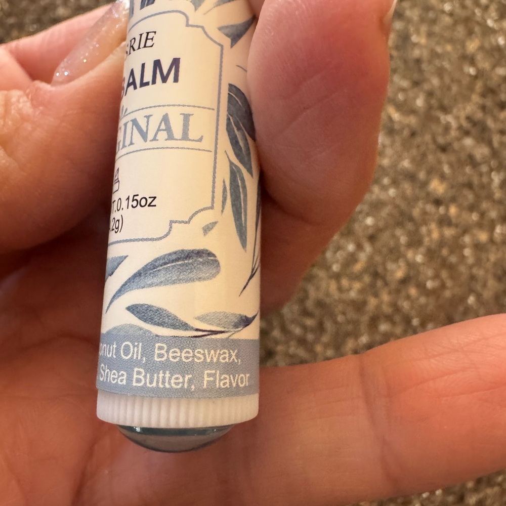 Evil Eye š§æ Natural Lip Balm with Blue and Yellow Design - Picture 8 of 10